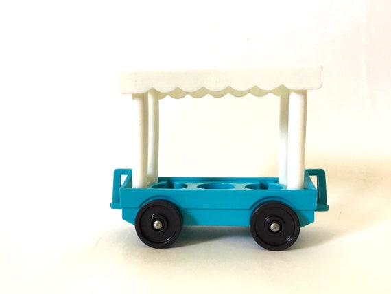 little people safari car