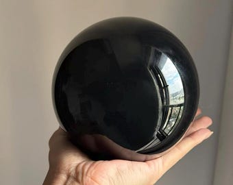Naturkugel aus Obsidian, handpolierte schwarze Kristallkugel, Dekoration für Zuhause, Feng-Shui-Wahrsagung mit Sieben-Sterne-Symbol, Kristallgeschenk