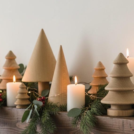 Kuuleyn Mini Albero di Natale da Tavolo, Decorazione per Albero di Natale da Scrivania, Albero di Natale in Legno da Tavolo Mini Squisito Comodamente Posizionato per La Decorazione Natalizia(Rosso