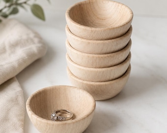 Bulk Small Wood Bowl Mini Jewelry Dish Handcrafted Wood Toy Kitchen Play Set Accessory Natural Spice Holder Montessori Item Sensory Material