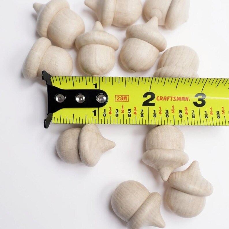 Natural Wood Acorns Waldorf Educational Toys Montessori Learning Materials Unfinished Craft Supplies DIY Fall Projects Sensory Play Objects Counting Game Pieces Autumn Nature Table Items Seasonal Decorations Wooden Manipulatives Homeschool