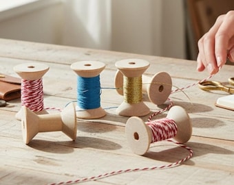 Hourglass Spool Wood Spool for Twine Thread Large Wood Spool Mini Wooden Spool Thread Spool Bobbin Sewing Craft Supplies Classroom Set of 25