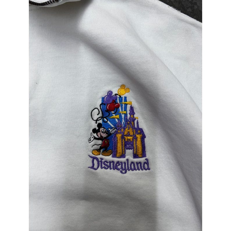 Vintage Disney Originals Disneyland Quarter Zip Sweatshirt White USA Made Large imagen 4