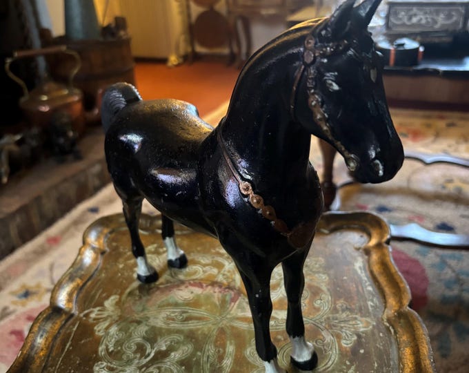 Vintage Heavy Cast Metal Horse Figurine Black Equestrian Statue Decorative Horse Sculpture 26cm