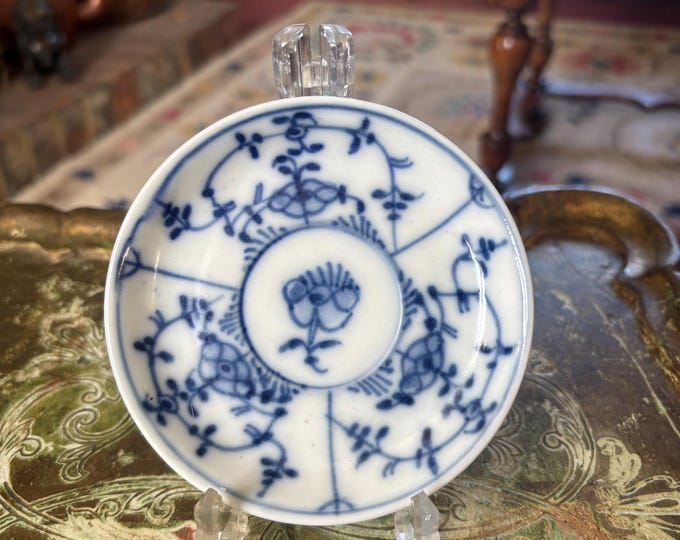 Antique Tettau Attributed Blue & White Strawflower Porcelain Dish 10cm