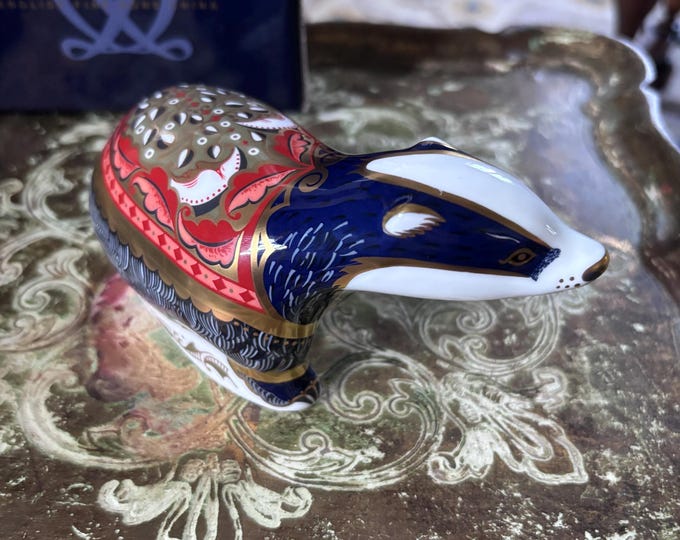 Royal Crown Derby Moonlight Badger Paperweight 2001 Collectors Guild Boxed English Bone China