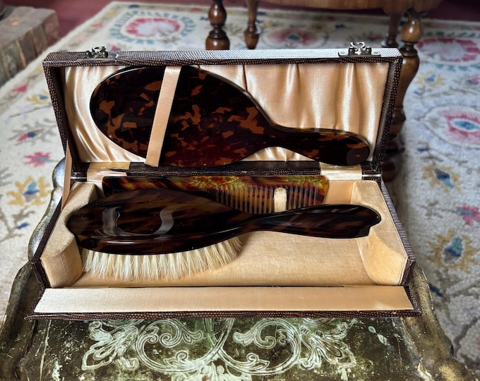 Vintage Faux Tortoiseshell Dressing Table Vanity Set Boxed Mirror Brushes Comb