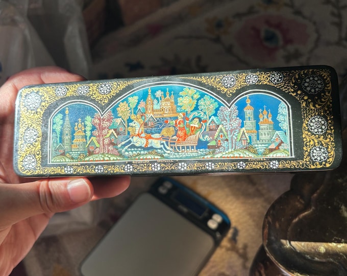 Signed Mstera Lacquer Russian Box: Hand-Painted Evening Walk Troika Scene