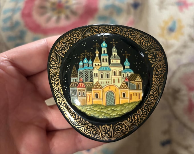 Vintage Russian Lacquer Box Hand Painted Monastery Scene Signed Gold Detail