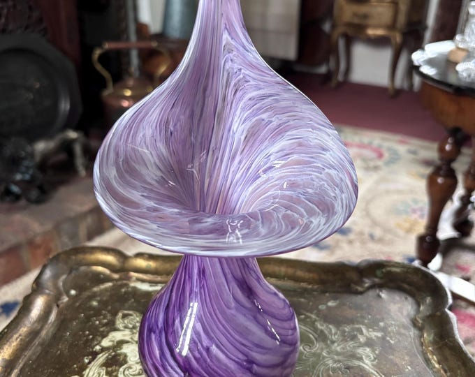 Large Hand Blown Amethyst Swirl Calla Lily Art Glass Vase – Contemporary Sculpture 24cm