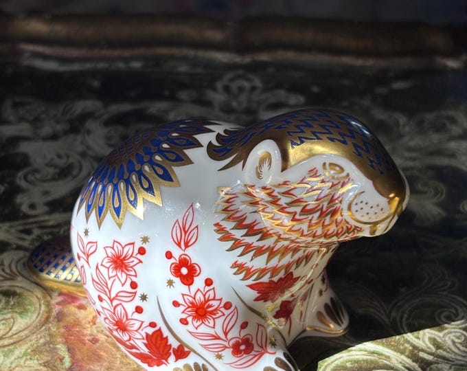 Royal Crown Derby Beaver Paperweight Gold Stopper 1996 Imari Bone China English Porcelain Figurine
