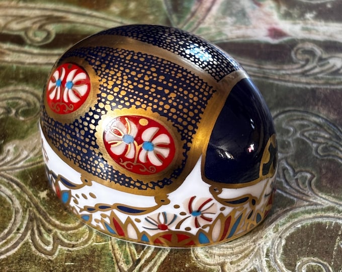 Royal Crown Derby Ladybird Paperweight | Imari Fine Bone China, 22ct Gold (Boxed)
