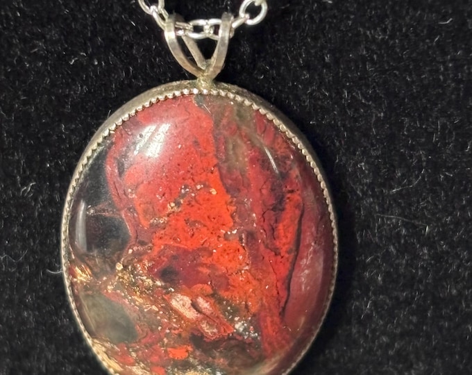 Vintage Sterling Silver Pendant Necklace | Abstract Red Oval Cabochon, Beaded Border