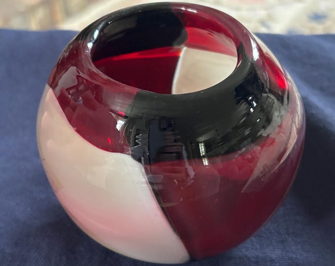 Signed Mdina Glass Malta Vase Bowl: Red, Black, White Hand-Blown Art Glass (Mesla 344)