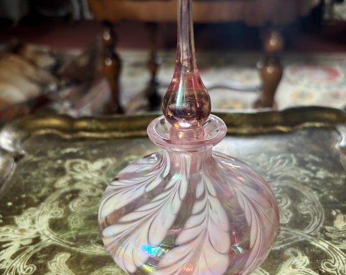 Vintage Pink Iridescent Art Glass Perfume Bottle Pulled Feather Stopper 14.5cm