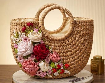 Cottagecore-draagtas met bloemen, handgeweven waterhyacinttas, met lint geborduurde handtas, duurzame boho-chic portemonnee, unieke ambachtelijke dagelijkse tas