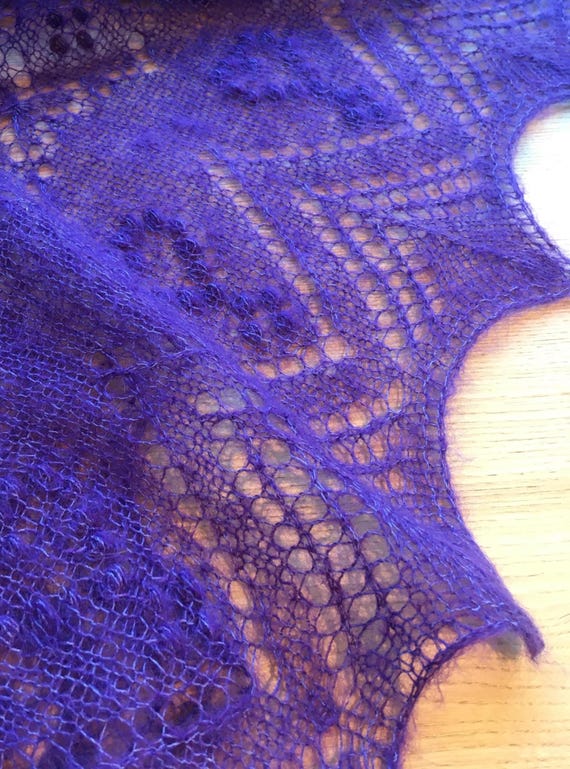 Shawl ‘Quatrefoil with Hearts’ Knitting Pattern PDF | Rectangle Lace, Charts (Instant Download)