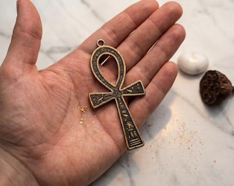 Vintage Egyptian Ankh Key Pendant – Antique Bronze Symbol of Life and Protection