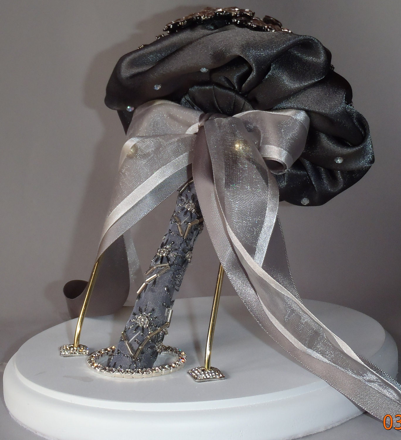 Bouquet display stand for Brooch and flower bridal bouquets Etsy