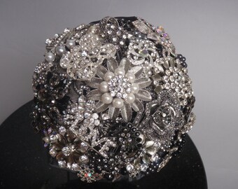 Brooch Bouquet in Silver and Black rhinestone