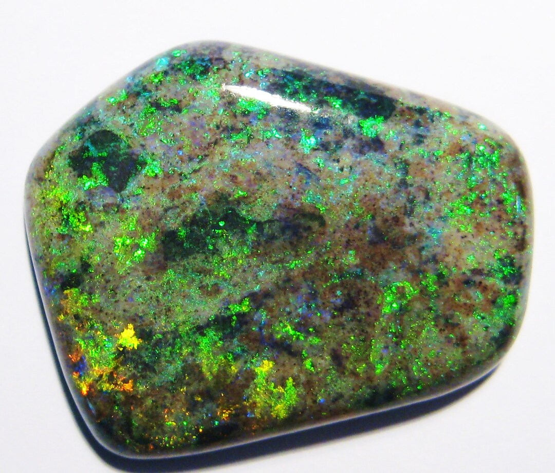 Opale D'Andamooka Australienne 1.85 Tcw - Matrix, Couleurs Rolling Green, Naturelle