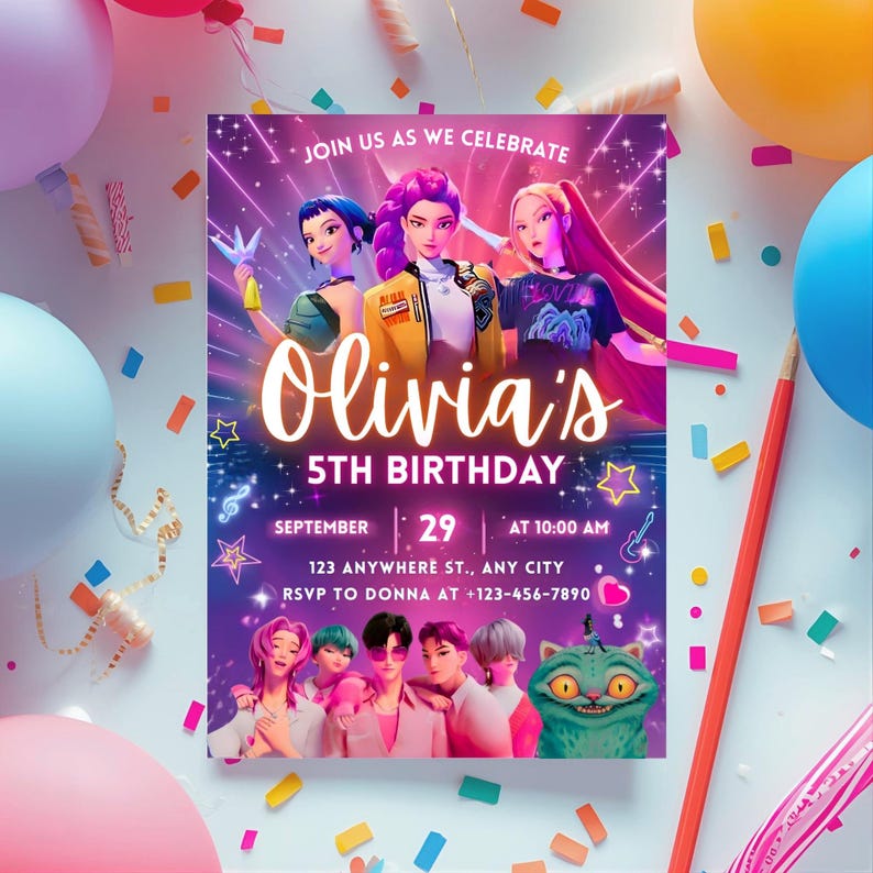 Pode incluir: Um vibrante convite de anivers&aacute;rio com o texto "Olivia's 5th Birthday". O design apresenta personagens animados, estrelas e notas musicais. O convite inclui a data, hora e informa&ccedil;&otilde;es de RSVP, rodeado por confetes e bal&otilde;es coloridos.