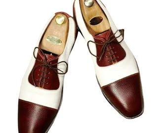 Nuove scarpe eleganti stringate Oxford da uomo in pelle marrone e bianca, fatte a mano.