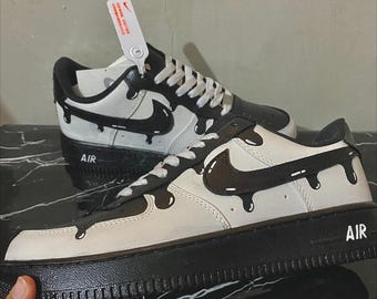 Aangepaste zwart-witte Drip Air Force 1-sneakers | Handgeschilderde streetwear-schoenen