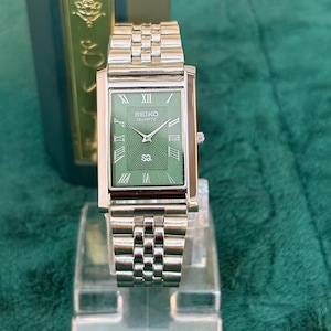 Retro Seiko Quartz Dress Watch Green Dial Metal Strap