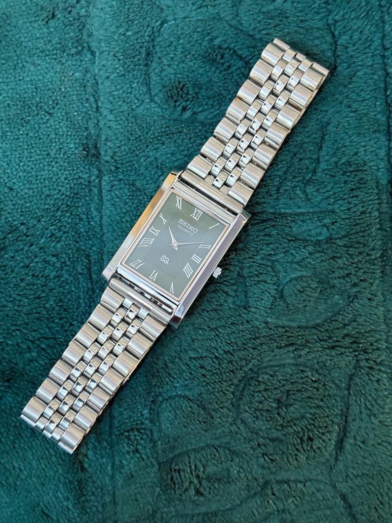 Elegant Vintage Seiko Watch Sage Green Rectangle Wrist Watch
