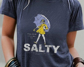 Camiseta negra de algodón con estampado de chica con paraguas estilo retro para días lluviosos