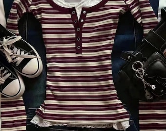 Camiseta Henley a rayas multicolor, manga raglán larga, corte ajustado (95% poliéster)