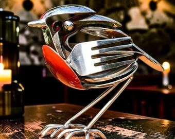 Small Robin Bird Sculpture Metal Art – Handmade Decorative Statue Made from Spoons and Forks for Office Bookshelf