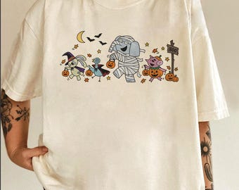 Teacher Halloween Shirt, Elephant And Piggie Shirt, Mo Willems Teacher Shirt, Teacher Gift, Teacher Group D3L609