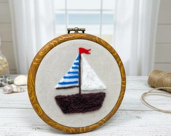 Art mural feutré de bateau, décoration nautique, broderie faite main, thème marin
