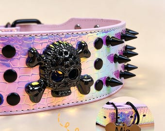 Coleira personalizada com spikes: couro rosa holográfico com pingente de caveira, plaquinha de identificação personalizada, estilo punk gótico para cães de grande porte.