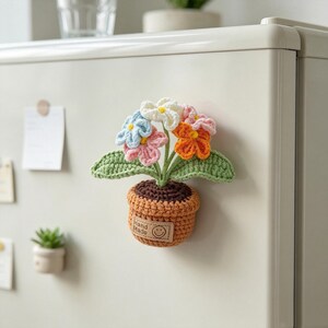 fresh crochet flower fridge magnet,handmade potted plant magnetic sticker,cute mini pot refrigerator decorative accessory,unique cottagecore