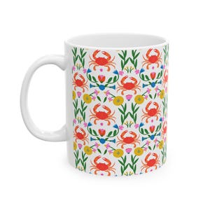 Caneca de caranguejo para decoração costeira, utensílio de cozinha com tema de caranguejo, xícara de café com tema costeiro, caneca de chá náutica, presente para casa de praia, utensílios de cerâmica fofos com frutos do mar, presente para anfitrião.