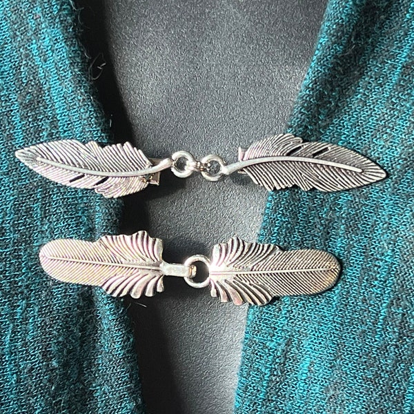 Sweater Clips: Silver Feather, Feather, Bird Feather, Dress Clips, Cloak Clip, Collar clip