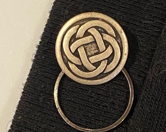 Eyeglass holder, Sunglasses holder, Badge holder - Celtic Knot Pewter Round Medallion