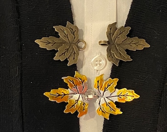 Sweater Clips: Locking Clip, Cloak Clip, Leaf leaves in Bronze, Silver, or Silver with Gold