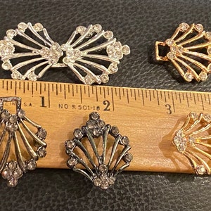 Cloak Clips, Sweater Clips: Rhinestone Studded Fan Locking Clip in Three Colors image 10