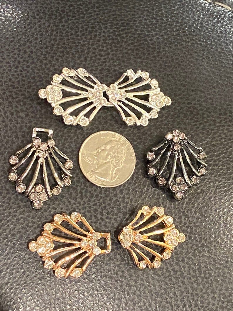 Cloak Clips, Sweater Clips: Rhinestone Studded Fan Locking Clip in Three Colors image 5