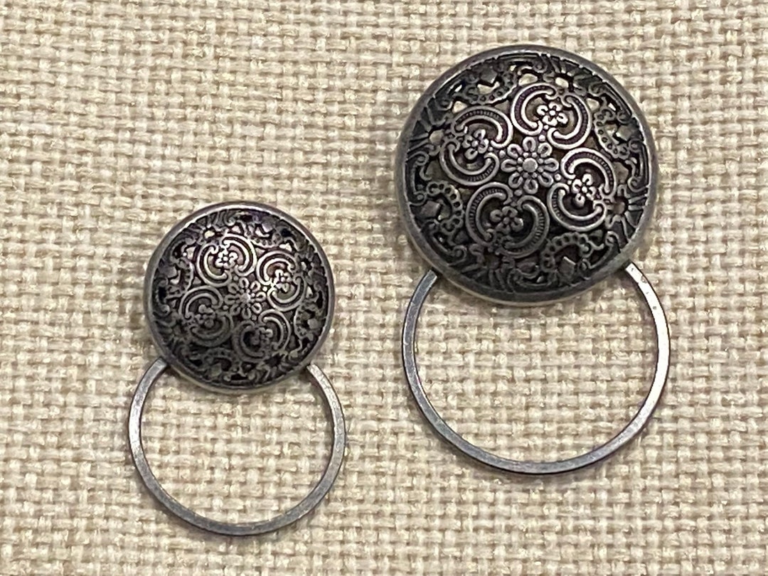 Eyeglass Holder, Sunglasses Holder, Badge Holder Round Decorative