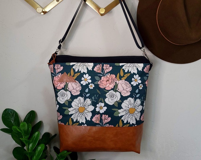 Large crossbody/SPRING DREAMER print=2 front pockets/Black canvas back/Black zipper/Black adjustable nylon strap/MT or Mountain