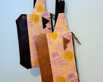Sling bag/DESERT print = front and back/Black zipper/Black nylon adjustable & detachable strap/Mountain patch