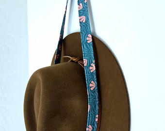 Hat Hitch