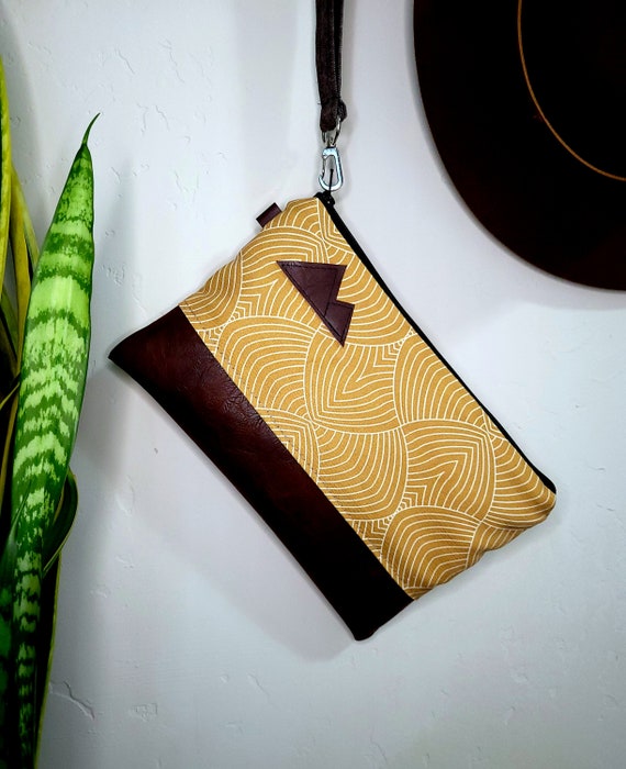 Wristlet Grab & Go Clutch/WAVES IN GOLD print front and back/Black zipper/Montana or Mountain patch