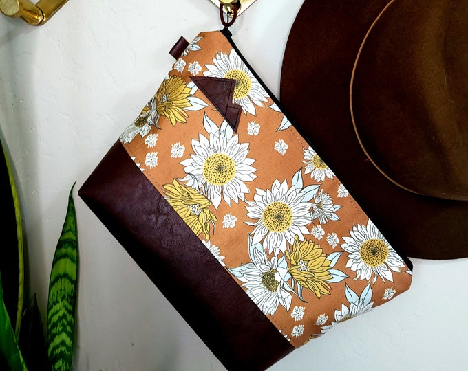 Large Travel bag/Orange sunflower print front and back/Flat bottom/Black zipper/ Heavyweight natural canvas liner/Montana or mountain patch