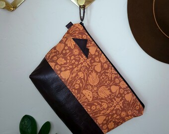 Large travel bag/NATURE print, front and back/Gray & white/Flat bottom/Black zipper/ Heavyweight natural canvas liner